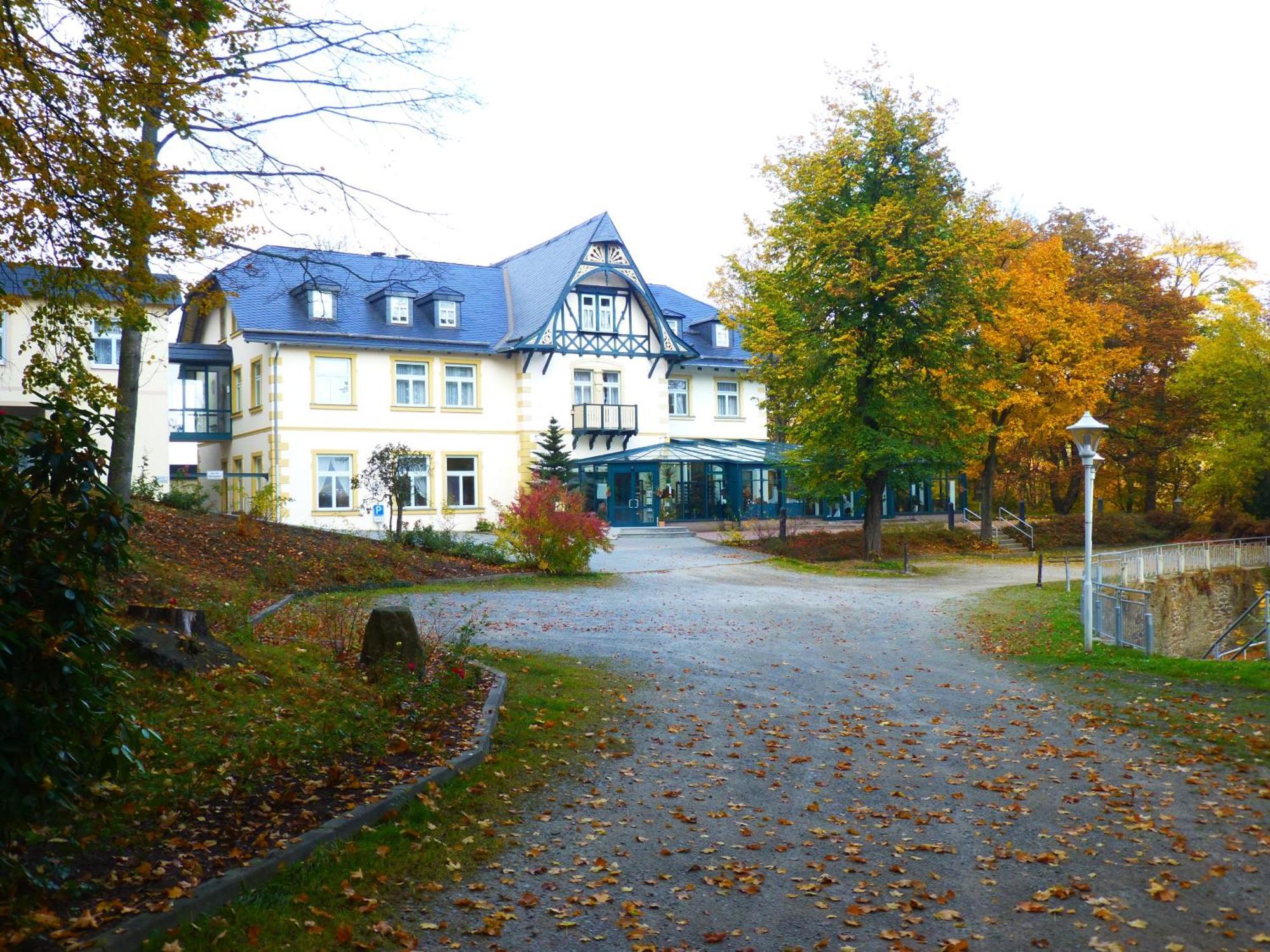 Parkhotel Waldschloesschen Аннаберг-Бухгольц Экстерьер фото